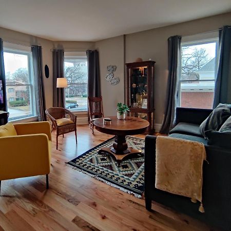 Historic Oak Park Home For 6 / Hemingway District Exteriör bild