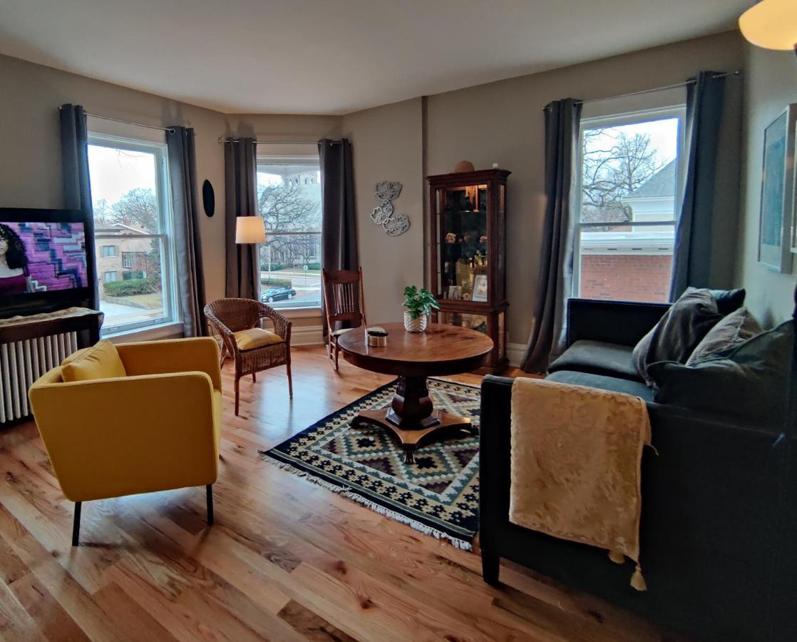 Historic Oak Park Home For 6 / Hemingway District Exteriör bild